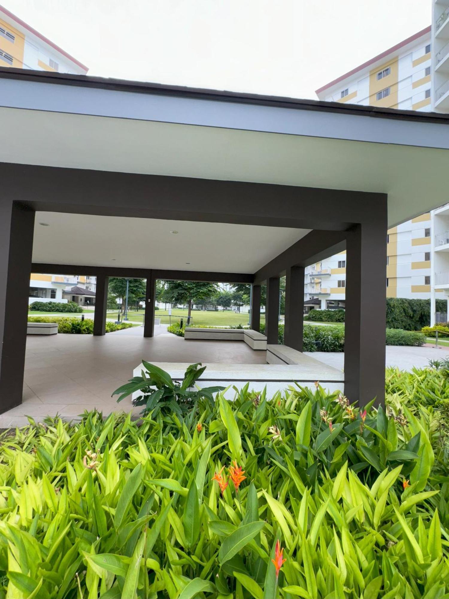 Casa Salcedo - Field Residences Paranaque City ภายนอก รูปภาพ